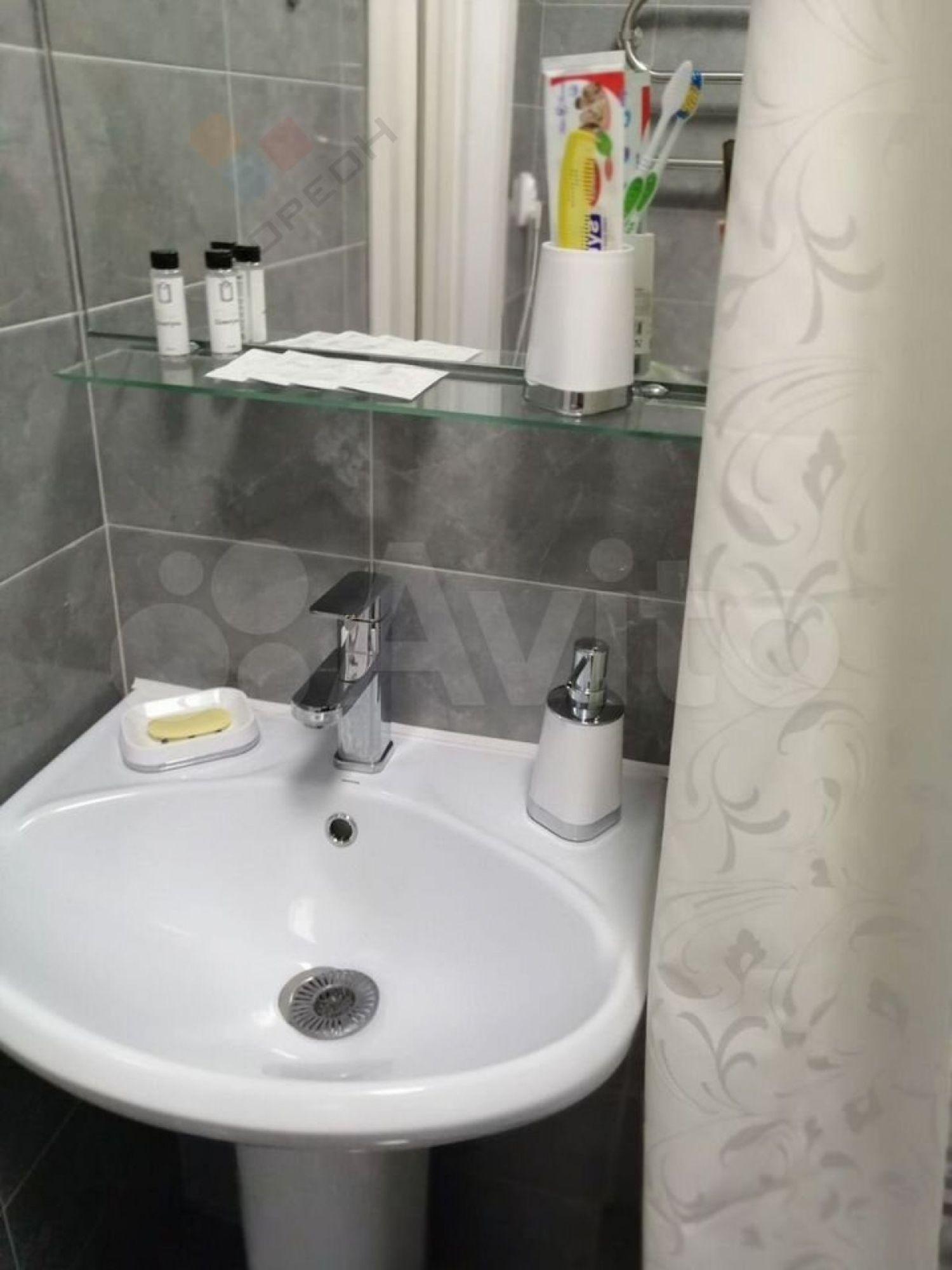 Купить квартиру за 2 800 000 рублей на Бжегокайская ул, 31/7А