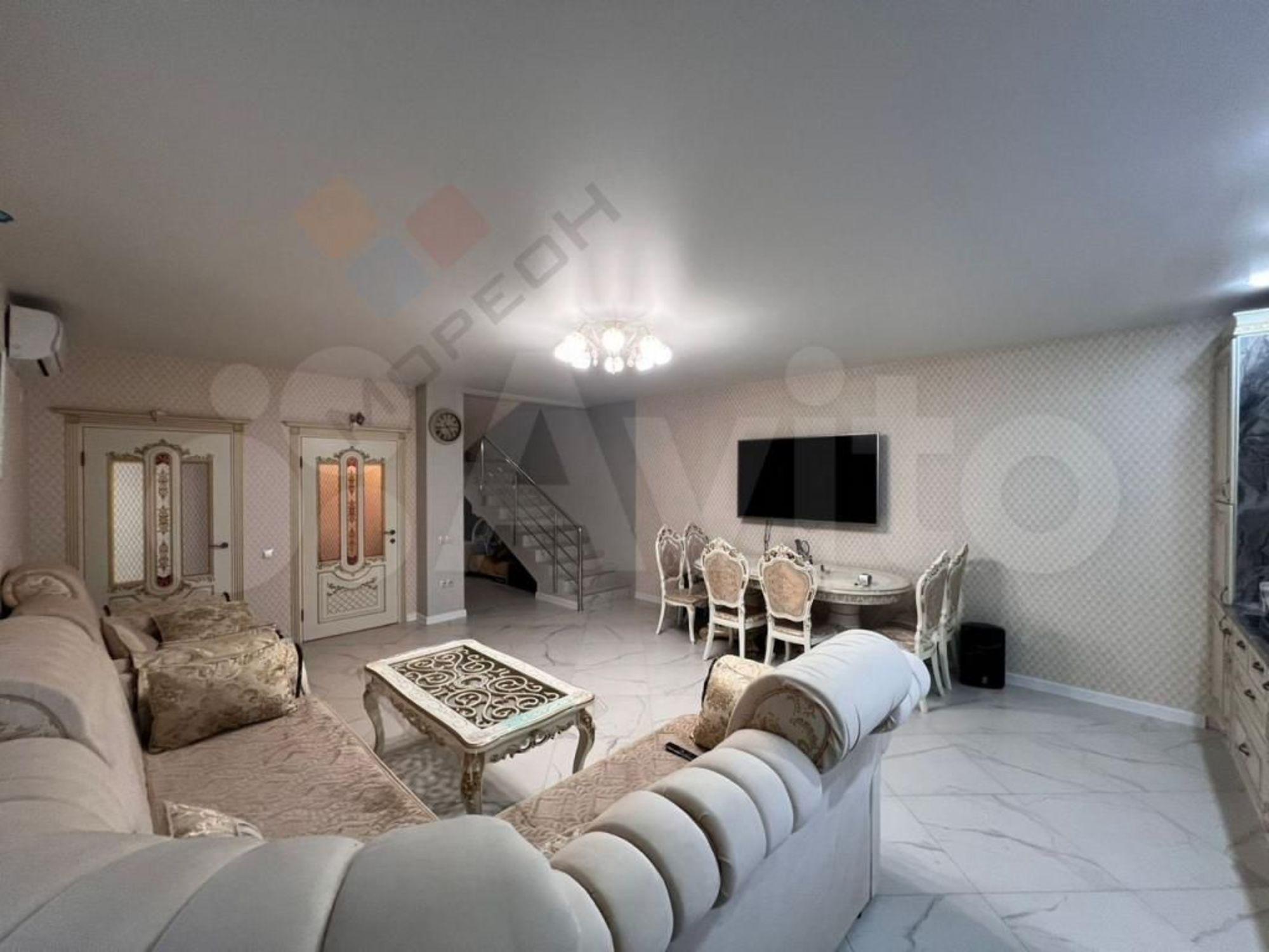 Купить дачу, дом, коттедж за 15 900 000 рублей на Дачная ул, 13