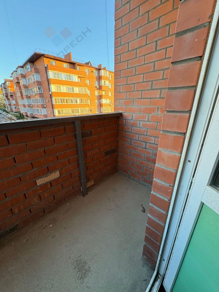 2-комн квартира Бжегокайская ул, 90/3к3