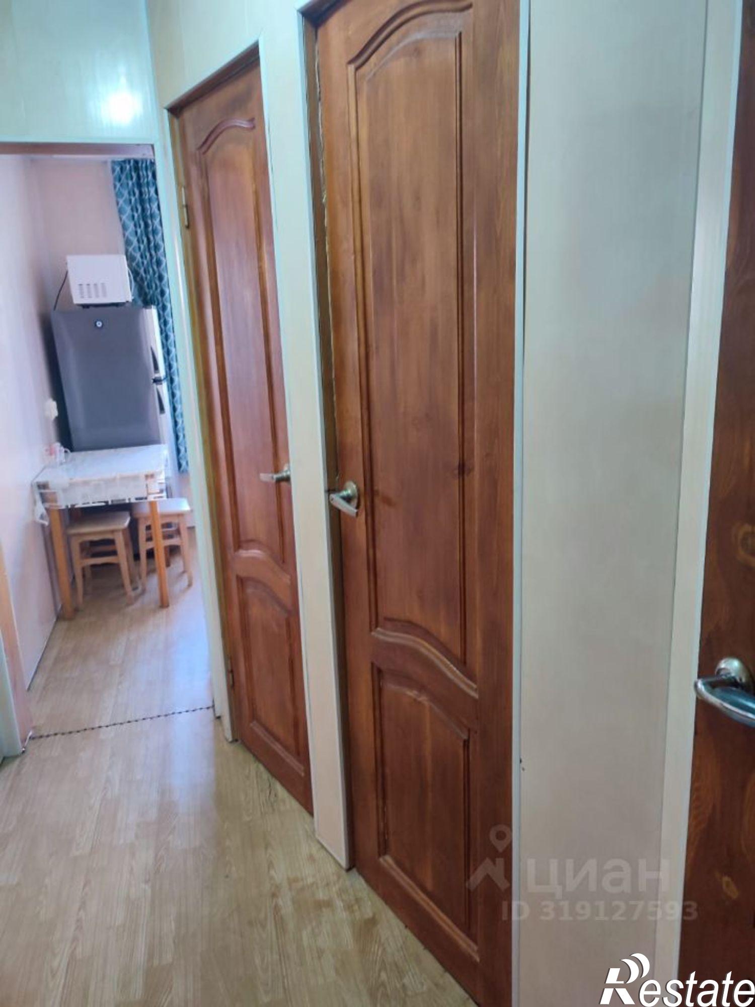 Купить квартиру за 4 400 000 рублей на Майкоп, Крестьянская улица