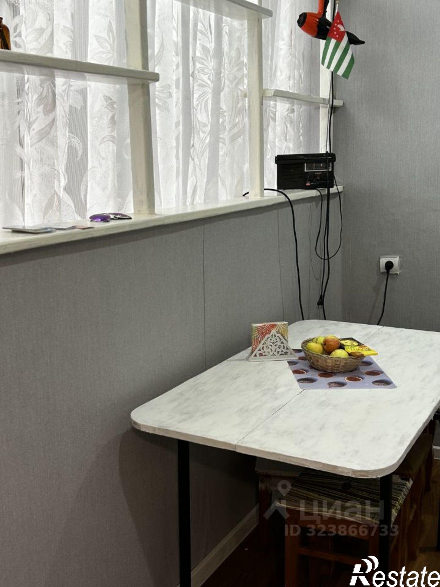 Купить квартиру за 3 800 000 рублей на Майкоп, улица Димитрова, 16