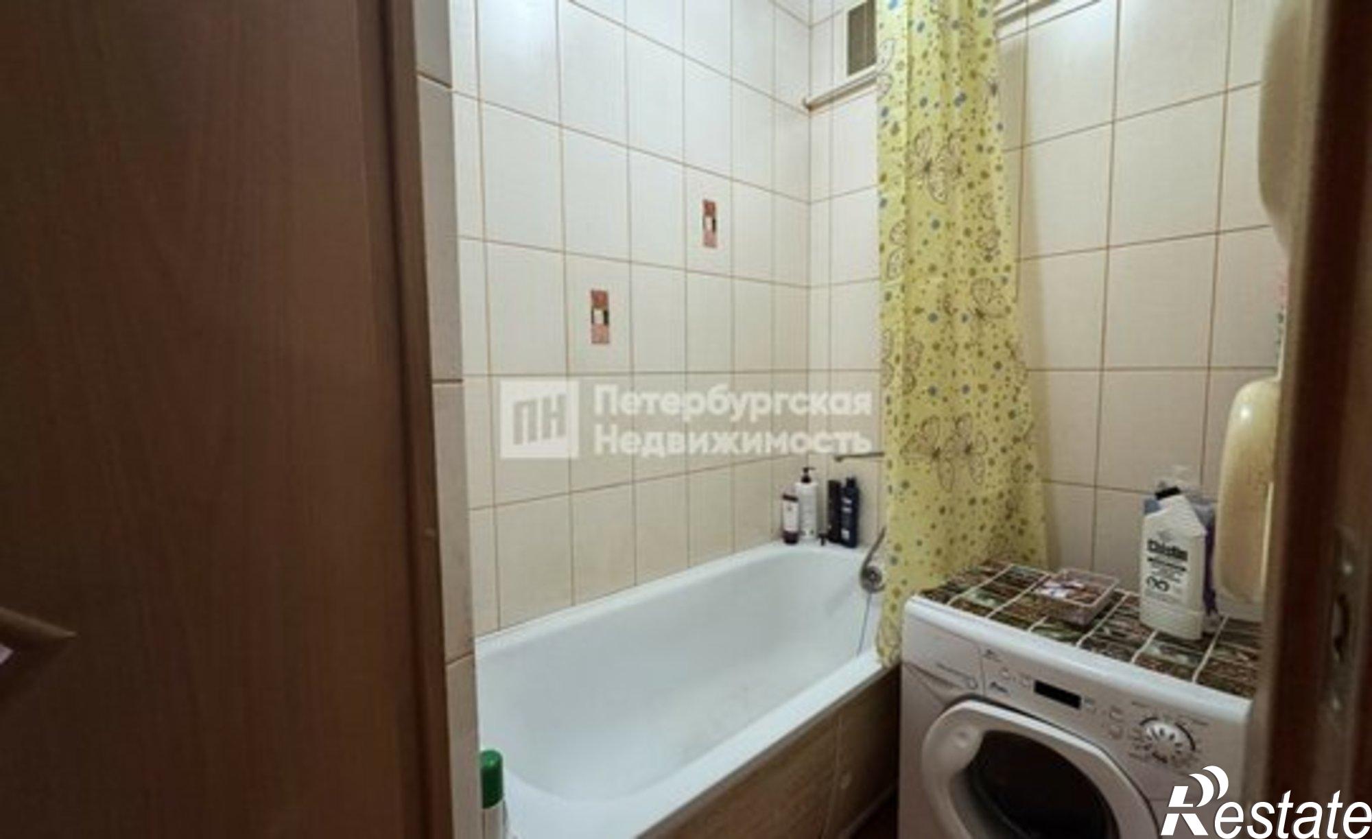 Купить квартиру за 5 400 000 рублей на Республика Адыгея (Адыгея), Майкоп, улица Ленина, 43