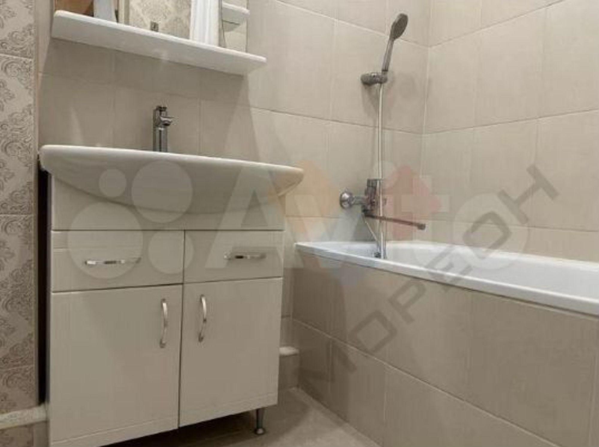 Купить квартиру за 4 000 000 рублей на Бжегокайская ул, 19/ к2