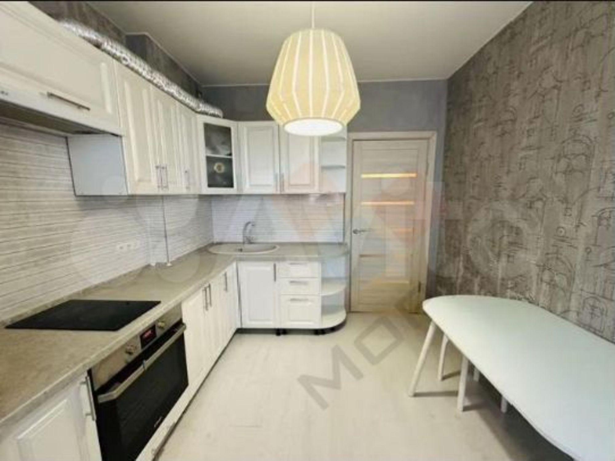 Купить квартиру за 4 000 000 рублей на Бжегокайская ул, 19/ к2