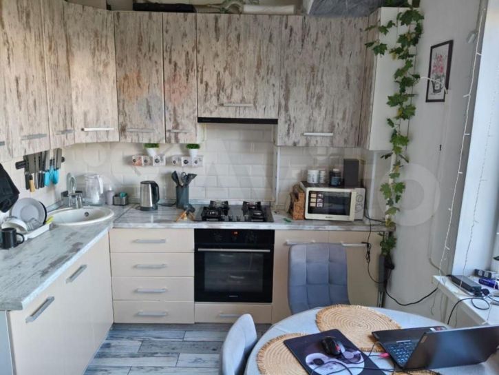 2-комн квартира Тургеневское ш, 3/А14