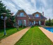 коттедж 334 кв м Величковская ул.