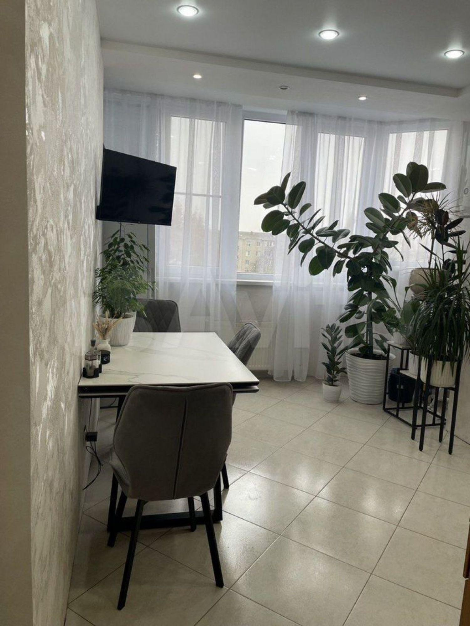 Купить квартиру за 10 800 000 рублей на Красная ул, 14/1