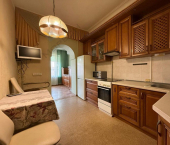 3-комн, 70.4кв м, этаж 2/2 им. Гудимы ул, 68