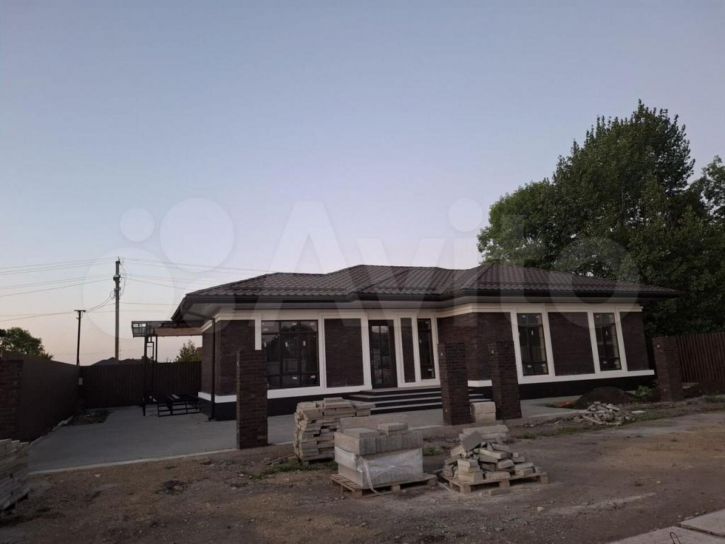 Коттедж/дом Октябрьская ул, 1/1