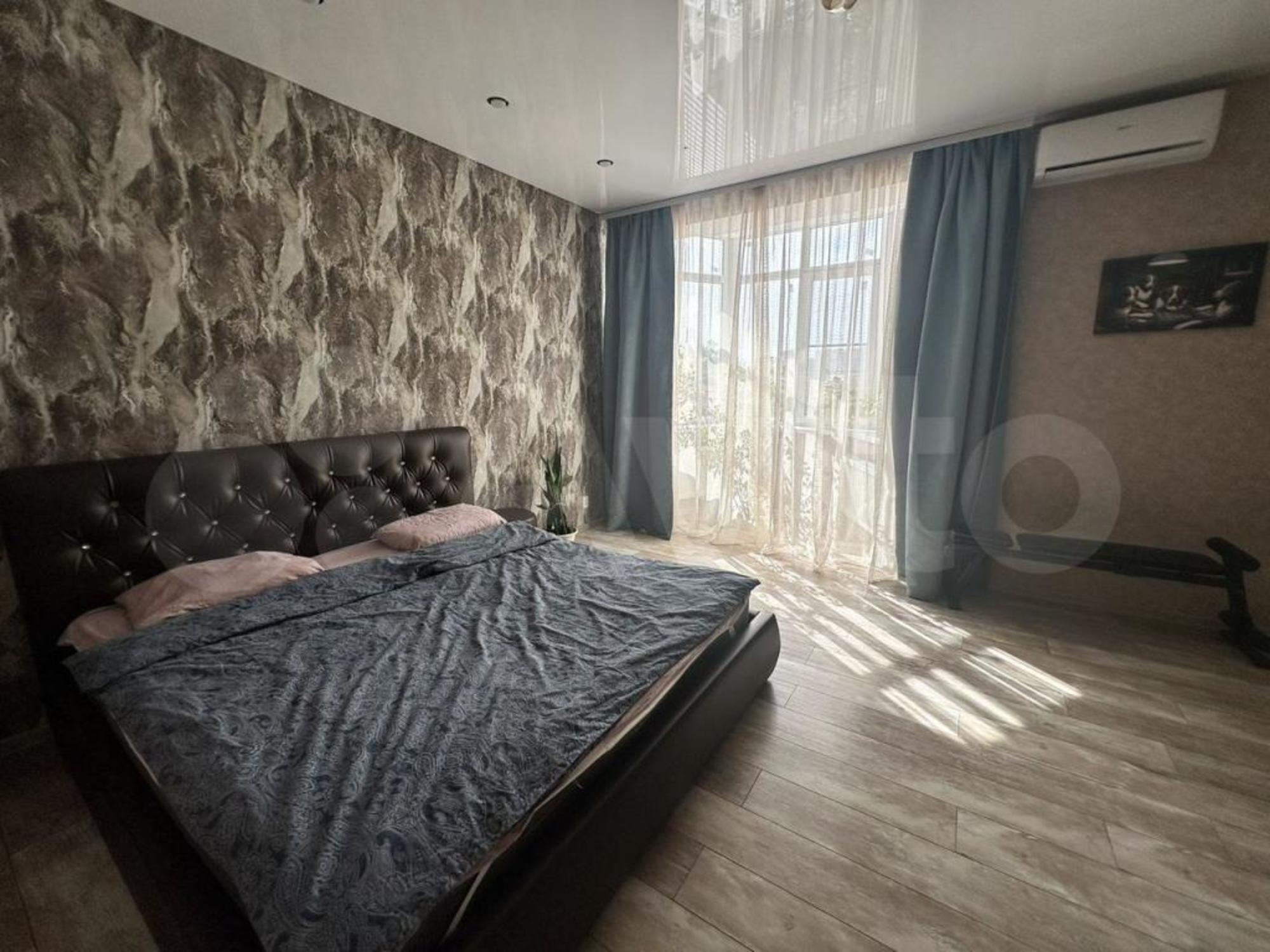 Купить дачу, дом, коттедж за 20 000 000 рублей на Западная Дамба ул, 9