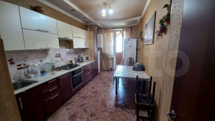 2-комн квартира Иркутско-Пинской Дивизии ул, 3/3