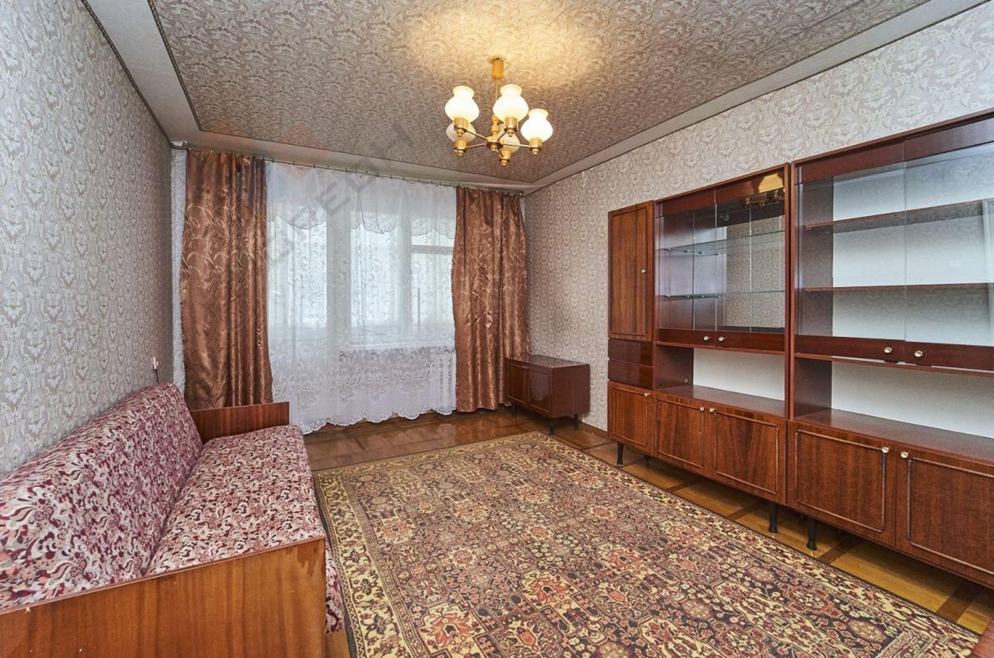 Купить квартиру за 3 700 000 рублей на Перова ул, 77