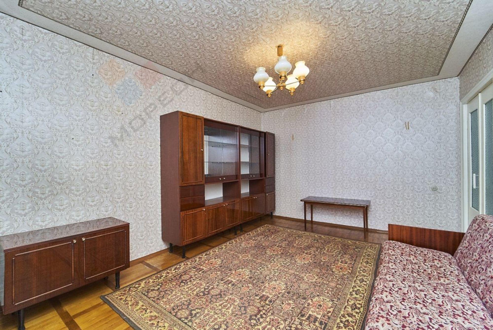 Купить квартиру за 3 700 000 рублей на Перова ул, 77