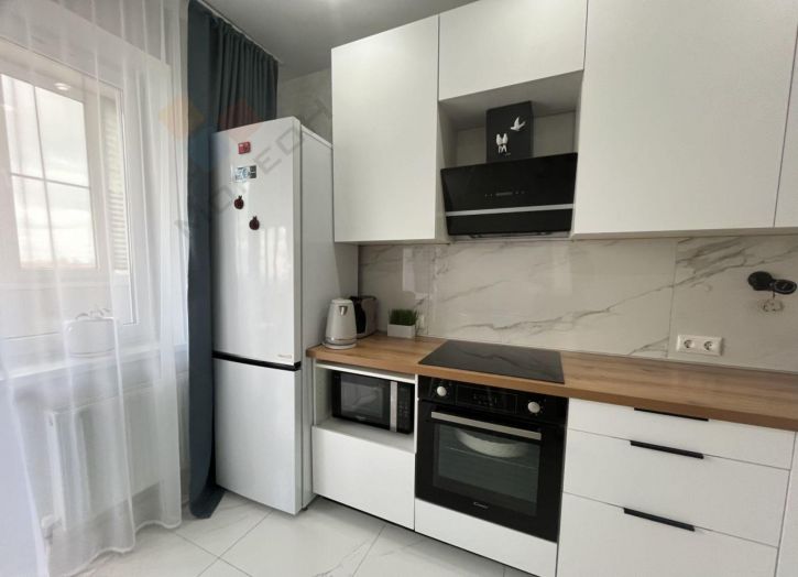 2-комн квартира Бжегокайская ул, 90/3к2