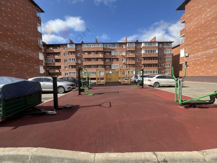 2-комн квартира Бжегокайская ул, 90/3к2