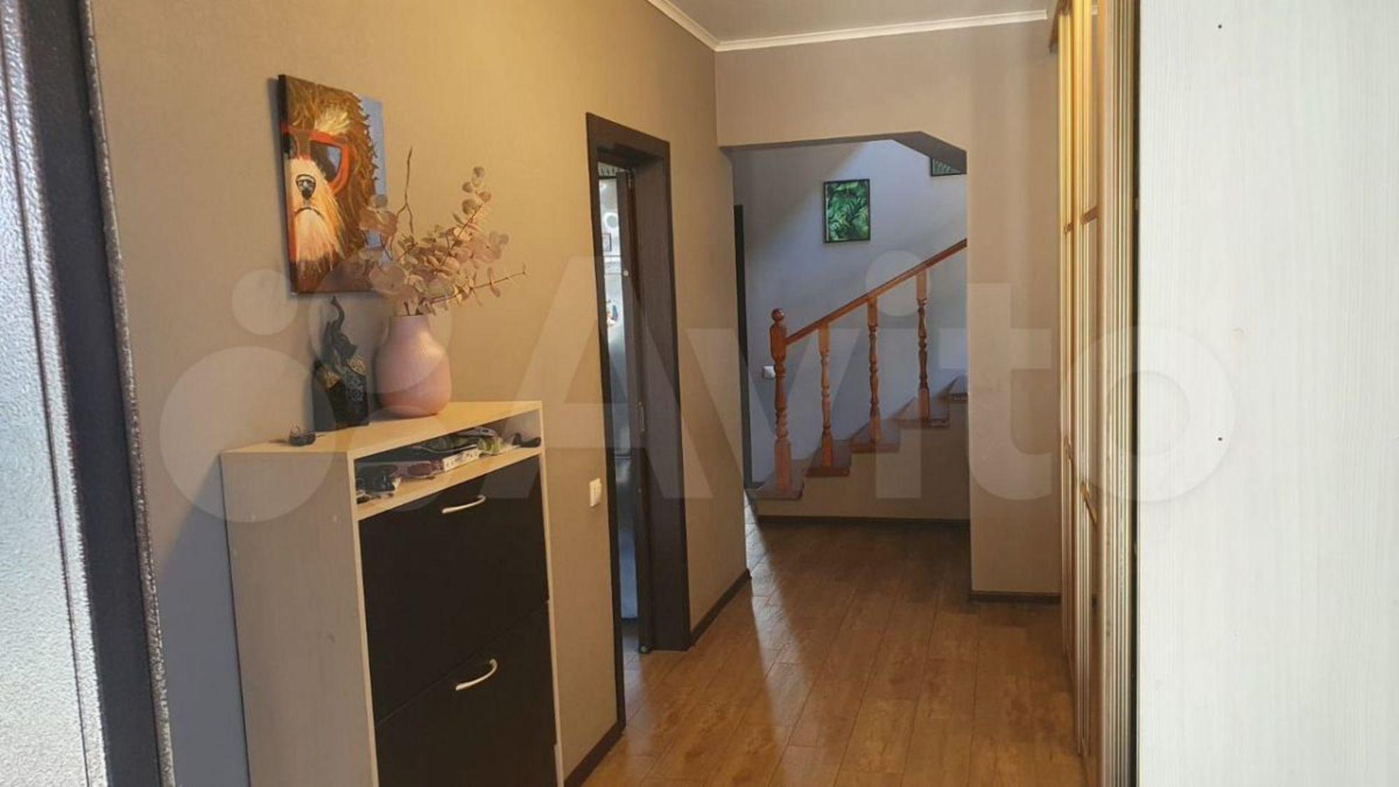 Купить дачу, дом, коттедж за 9 470 000 рублей на Западная ул, 3