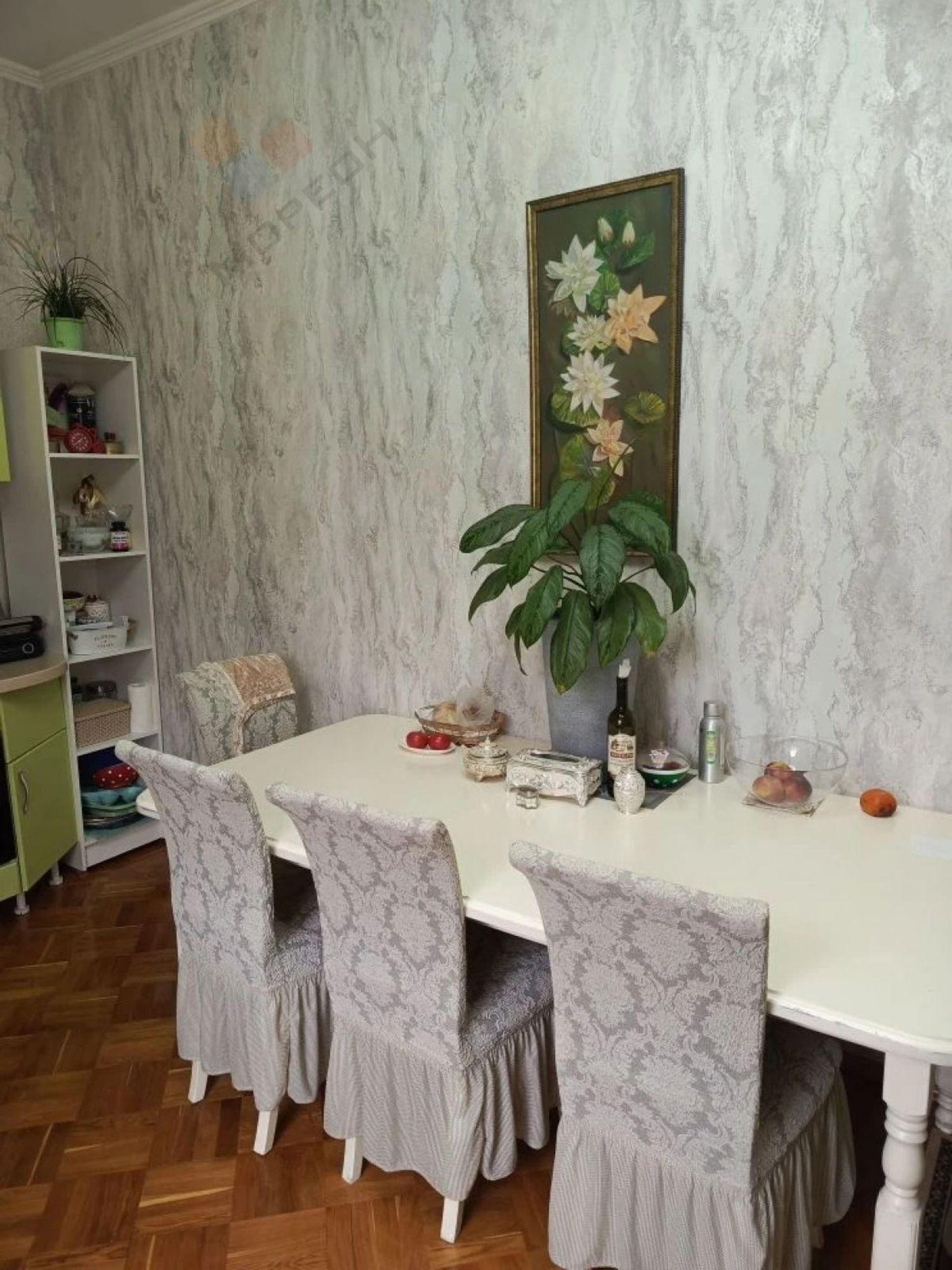 Купить дачу, дом, коттедж за 12 500 000 рублей на Куйбышева ул, 36