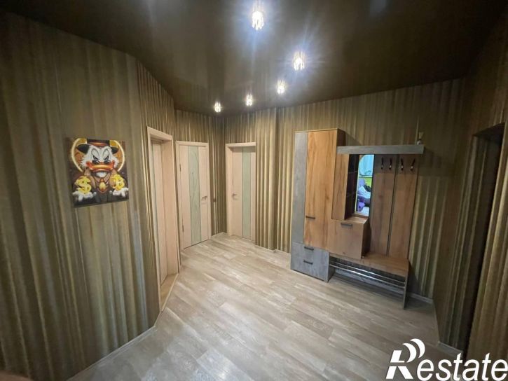 2-комн квартира космическая улица, 88