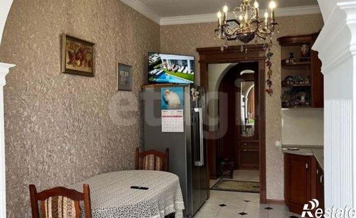 4-комн квартира Республика Адыгея (Адыгея), Майкоп, улица Гайдара, 119