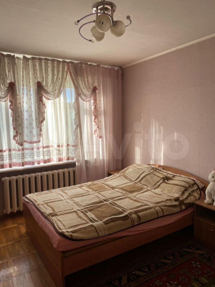 3-комн квартира Перова ул, 79