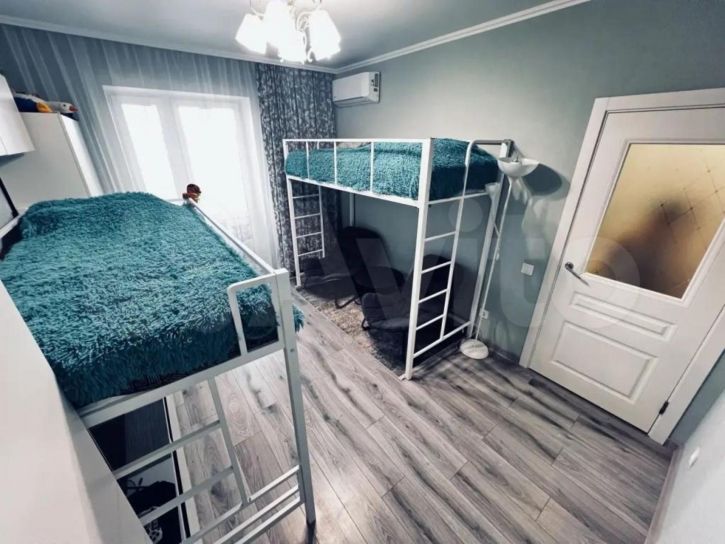 2-комн квартира Бжегокайская ул, 92