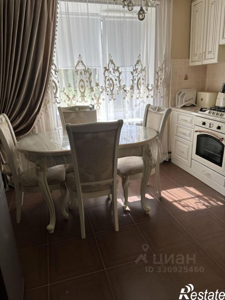4-комн квартира ул Чайковского, 3,  д. 3