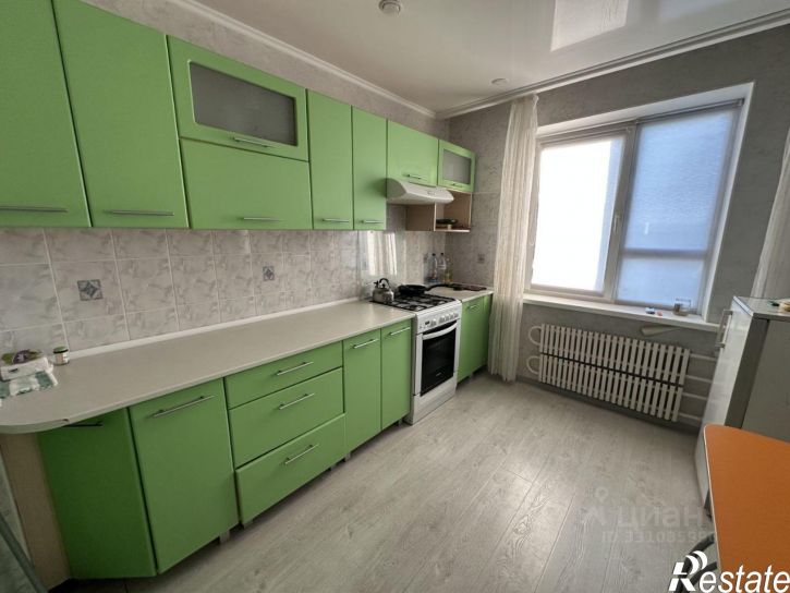 3-комн квартира Майкоп, улица Михайлова, 8