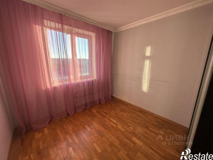 3-комн квартира Майкоп, улица Михайлова, 8