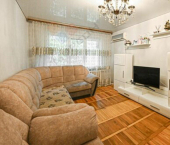 2-комн, 45кв м, этаж 1/5 Коммунистическая улица, 14