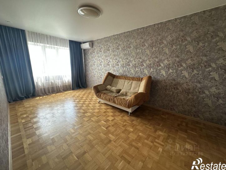 3-комн квартира Майкоп, улица Гоголя, 26