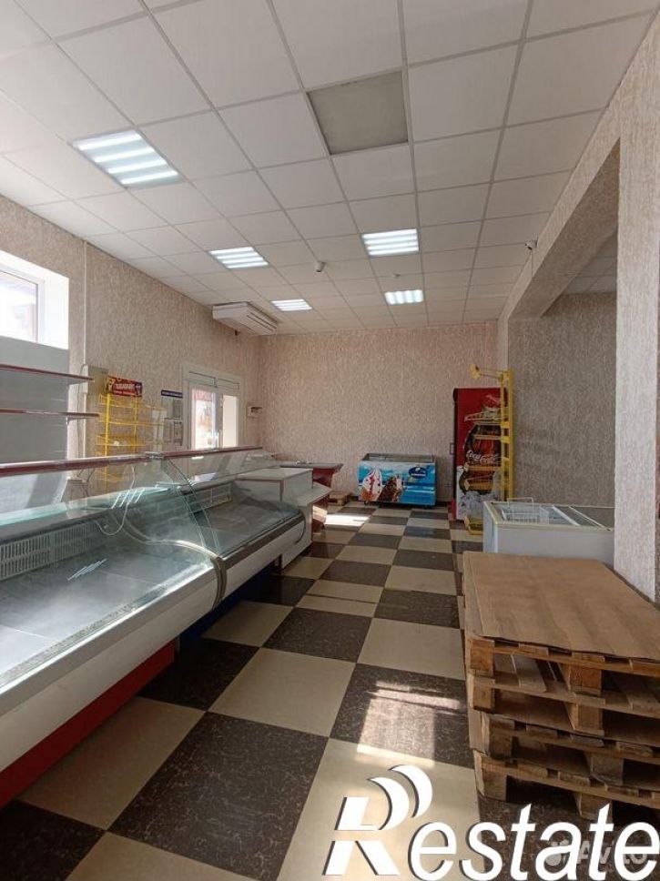 Торговое помещение Октябрьская улица, 16А,  д. 16А